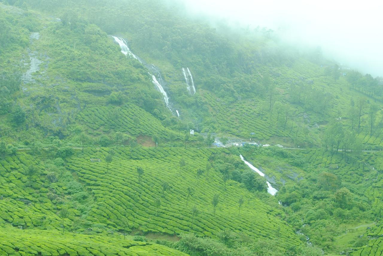 Tranquil Valley Resort Munnar Exterior photo